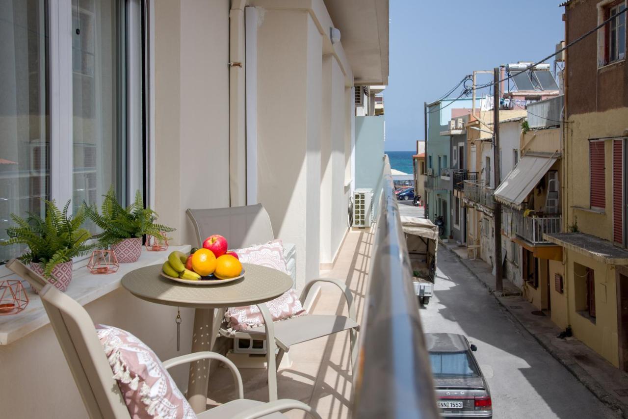Center Manolia Dream 3 Bedroom Apartment 100M Away From The Beach Chania  Buitenkant foto