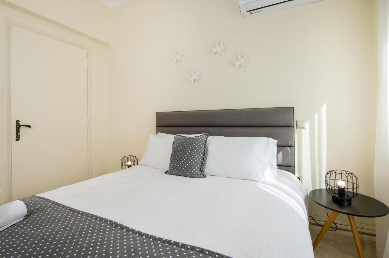 Center Manolia Dream 3 Bedroom Apartment 100M Away From The Beach Chania  Buitenkant foto