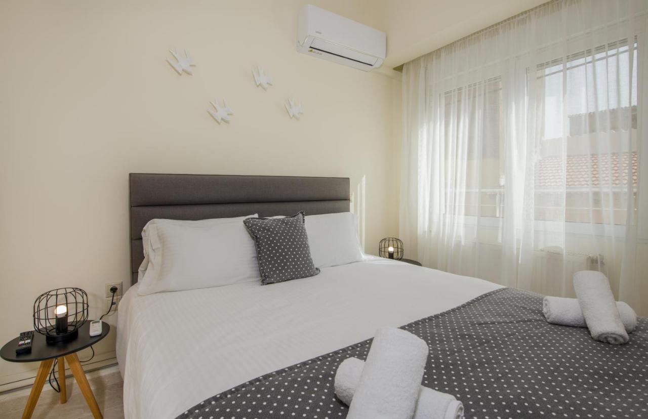 Center Manolia Dream 3 Bedroom Apartment 100M Away From The Beach Chania  Buitenkant foto